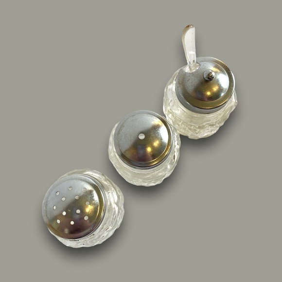 Vintage 3pc Glass Salt, Pepper, Jam or Sugar - Picture 5 of 9